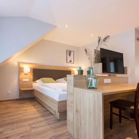 Appartements 'In Vino Veritas' Haslach im Kinzigtal Exteriör bild