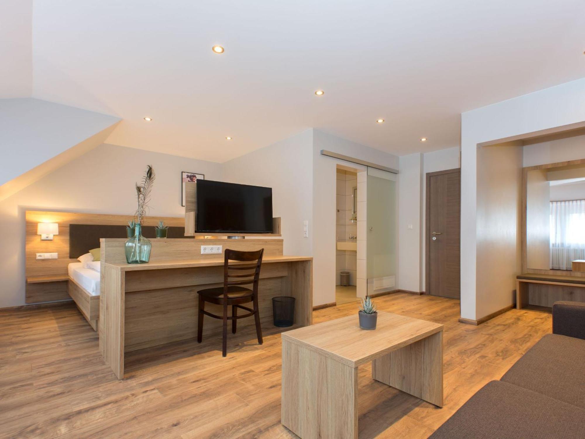 Appartements 'In Vino Veritas' Haslach im Kinzigtal Exteriör bild